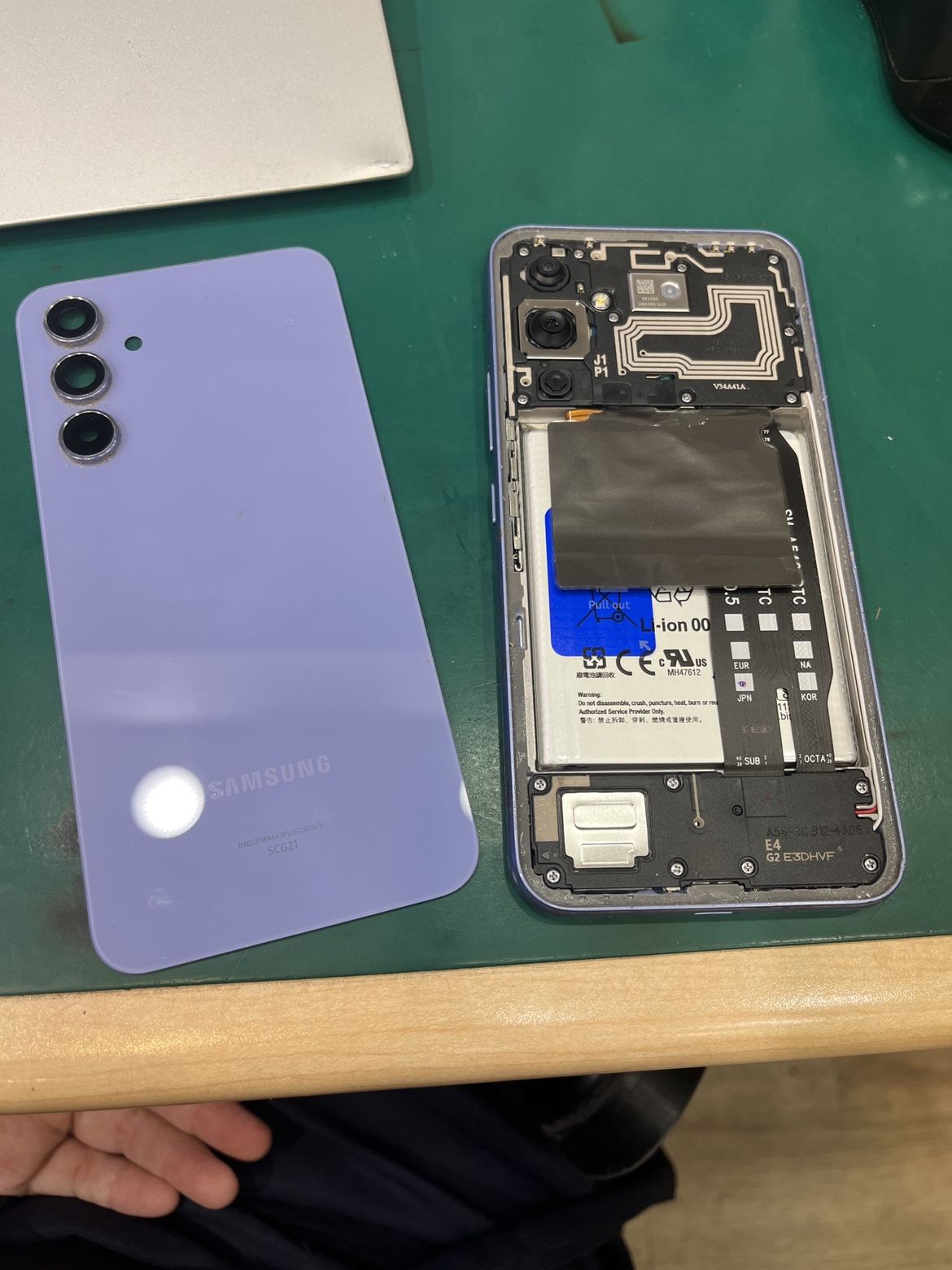 GalaxyA54のバッテリー交換をご依頼頂きました！